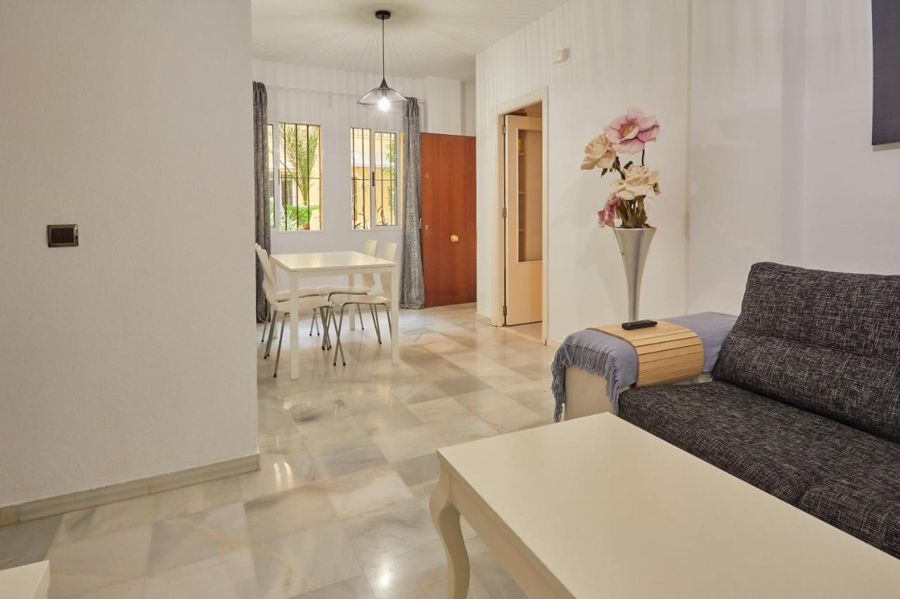 Two Bedrooms Leonor Davalos Sevilla Exterior foto